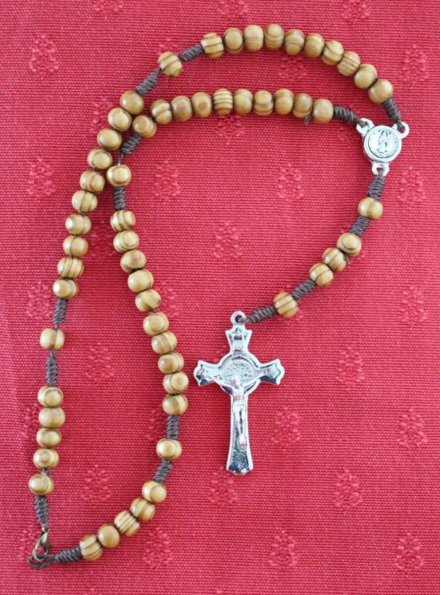 Chapelet en bois corde